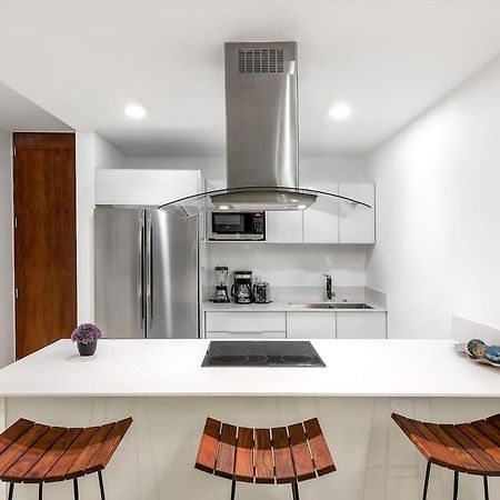 Trendy 1 Bedroom Apartment In Cruz Con Mar Brand New Building 신데 델 카르멘 외부 사진