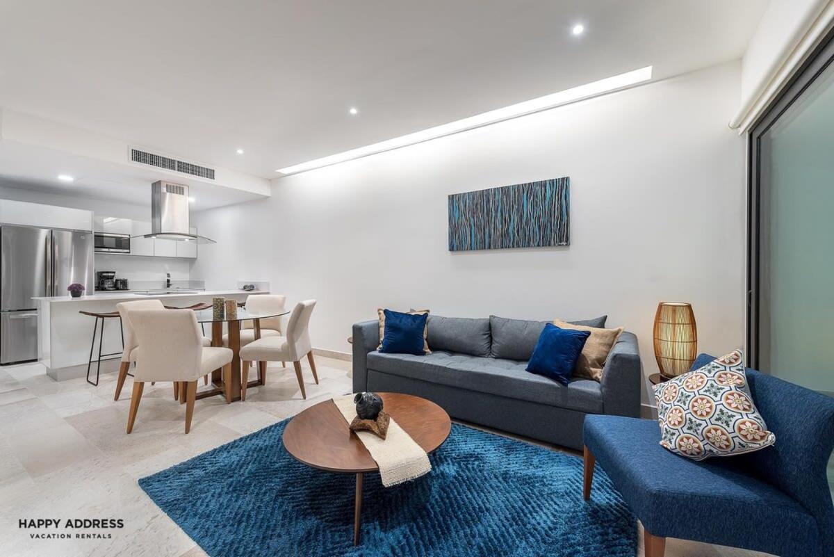 Trendy 1 Bedroom Apartment In Cruz Con Mar Brand New Building 신데 델 카르멘 외부 사진
